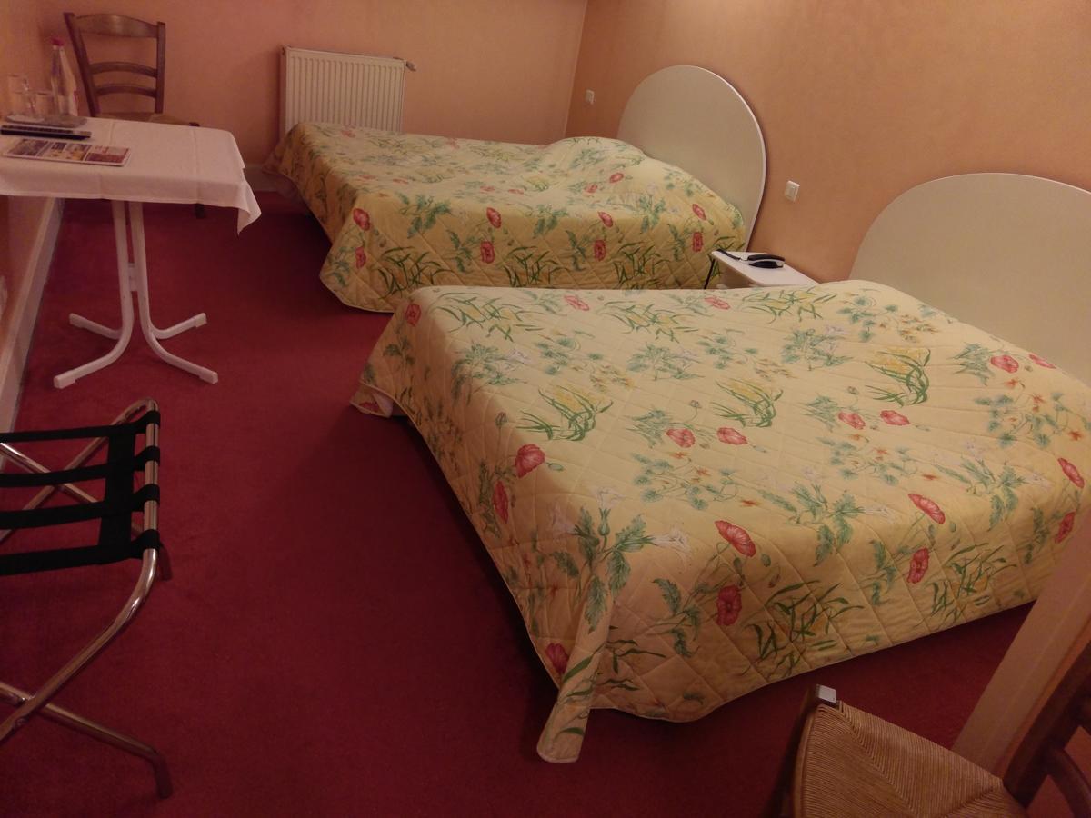 Logis De L'Europe Restaurant Le Cepage Hotel Corbigny ภายนอก รูปภาพ
