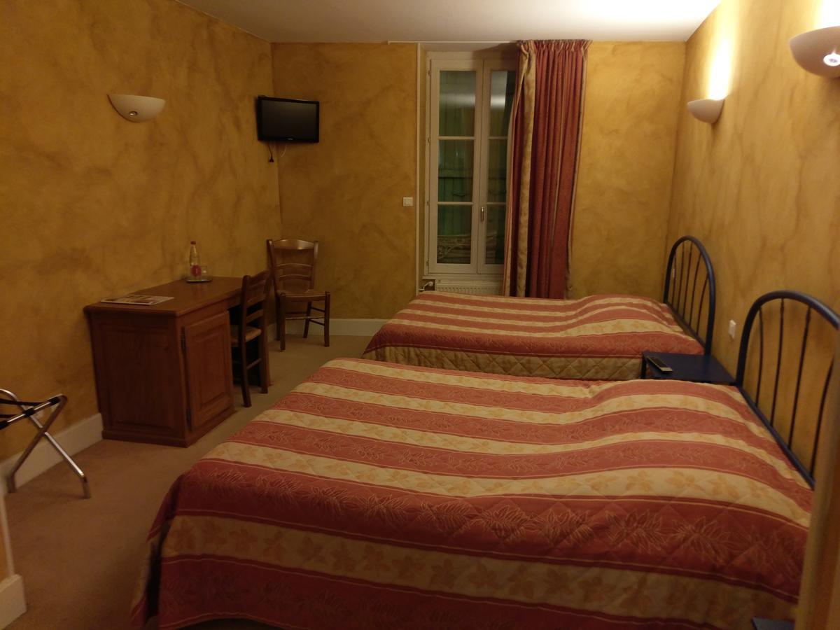 Logis De L'Europe Restaurant Le Cepage Hotel Corbigny ภายนอก รูปภาพ